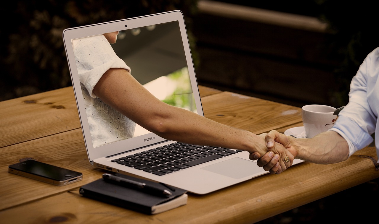 Employer of Record vs Direct Hiring: A Startup Founder's Guide — cover image