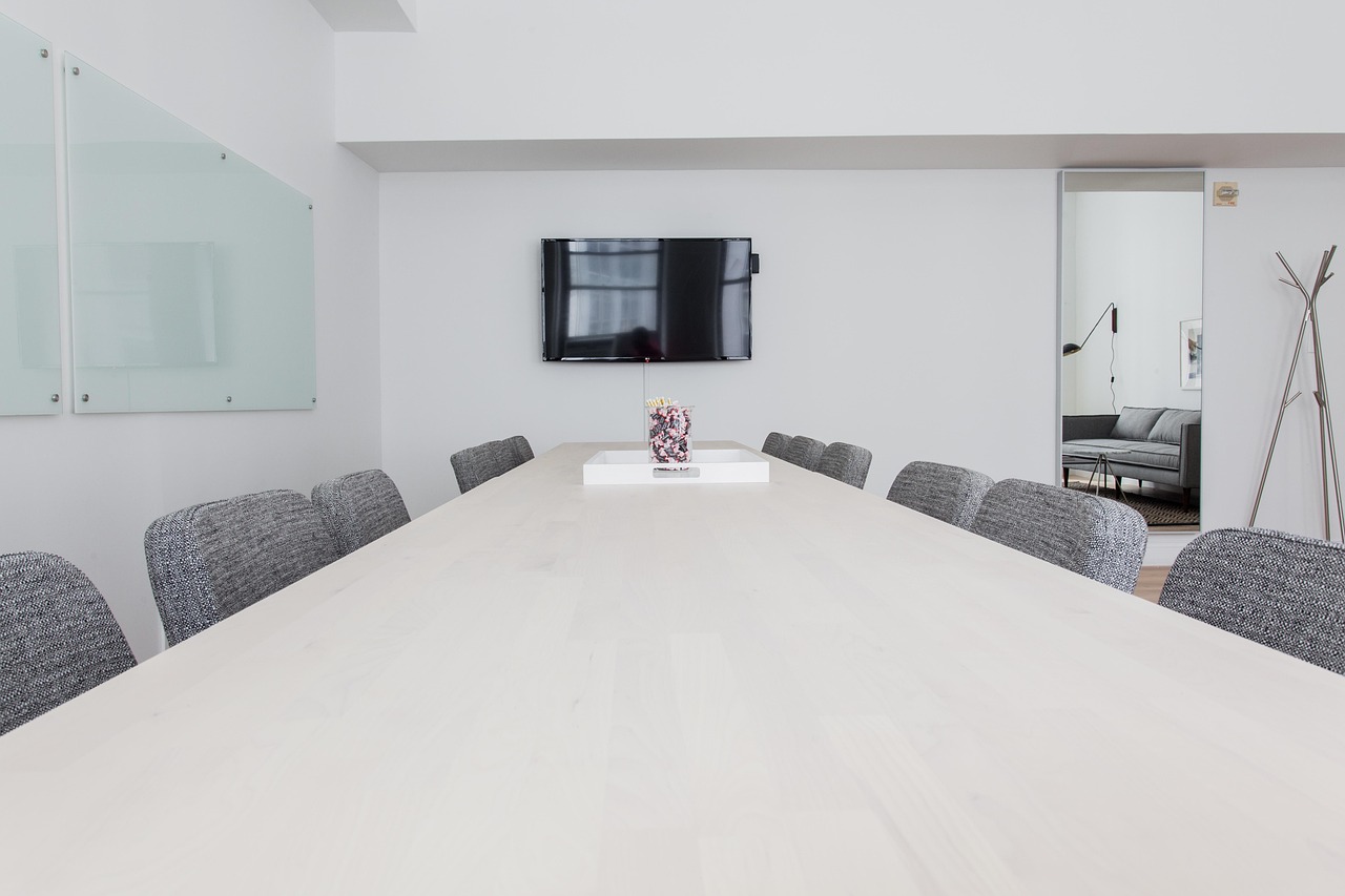 Startup Board Meeting Prep: A Founder's Investor Update Playbook — cover image